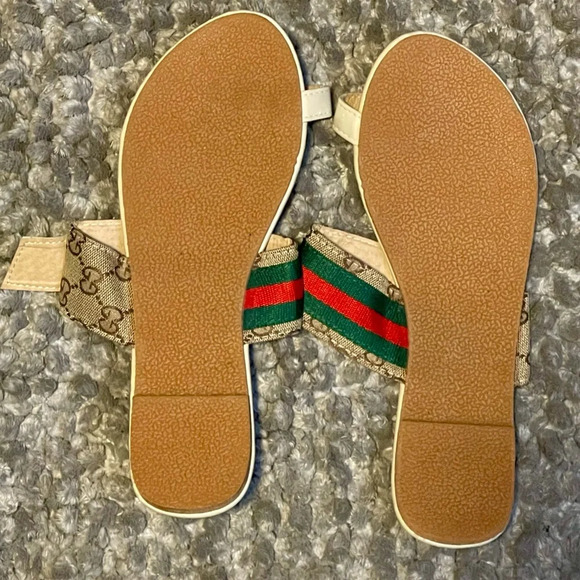 Fashion inspired “G” sandal slides. - Picture 3 of 6
